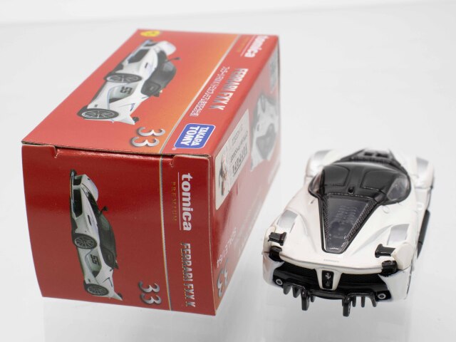 トミカプレミアム　フェラーリ　9台ルース品　美品　発売記念仕様　廃盤　箱付き トミカプレミアム フェラーリ 9台ルース品 美品 発売記念仕様