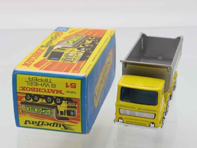 MATCHBOX MOVING PARTSシリーズより1982 DATSUN 280 ZXの