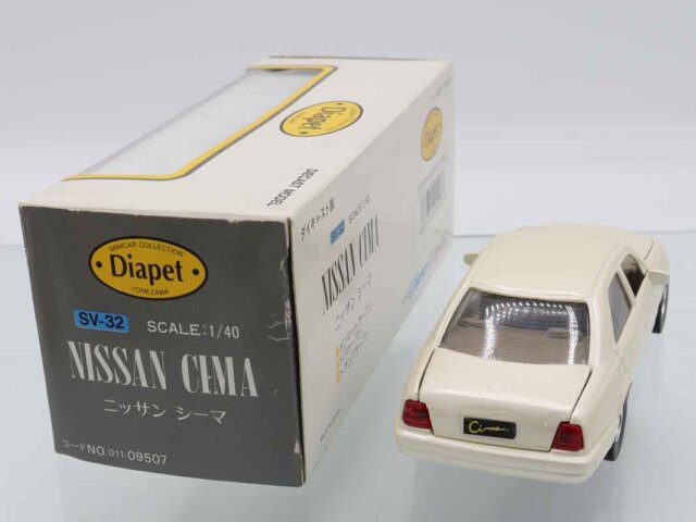 ミニカーショップ ケンボックス ダイヤペット☆SV-32☆日産シーマ(白