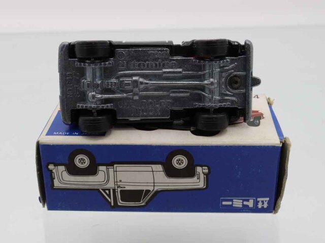 ミニカーショップ ケンボックス トミカ 青箱☆F44☆シボレー