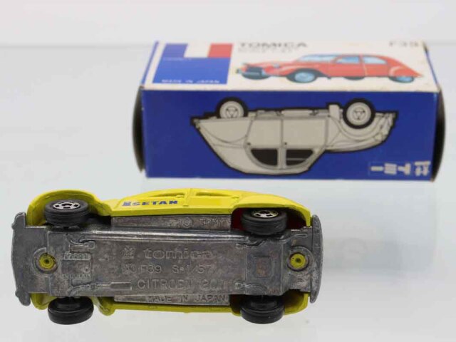 トミカ 青箱 F39 シトロエン2CV セット品 日本製 当時物 Yahoo!オークション -「トミカ青箱f39シトロエン2cv」の落札相場