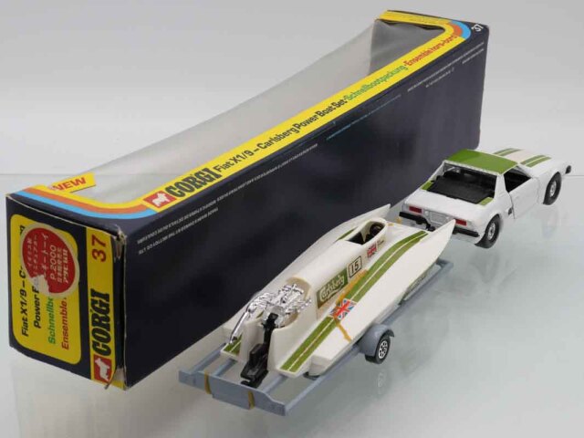 ミニカーショップ ケンボックス CORGI☆37☆フィアットX1/9 CARLSBERG