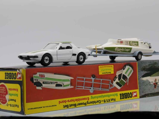 ミニカーショップ ケンボックス CORGI☆37☆フィアットX1/9 CARLSBERG