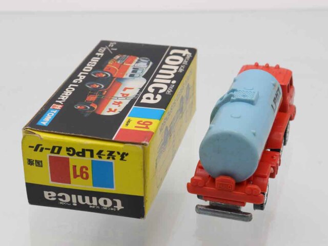 ミニカーショップ ケンボックス トミカ 黒箱☆91☆ふそうLPF