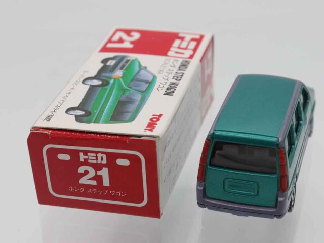ステップワゴン　トミカ Amazon.co.jp: タカラトミー(TAKARA TOMY) トミカ No.39 ホンダ