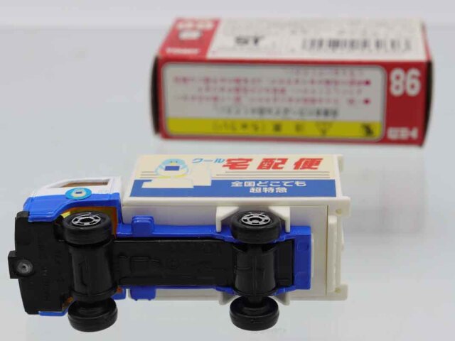 ミニカーショップ ケンボックス トミカ 赤箱☆98☆いすゞエルフ