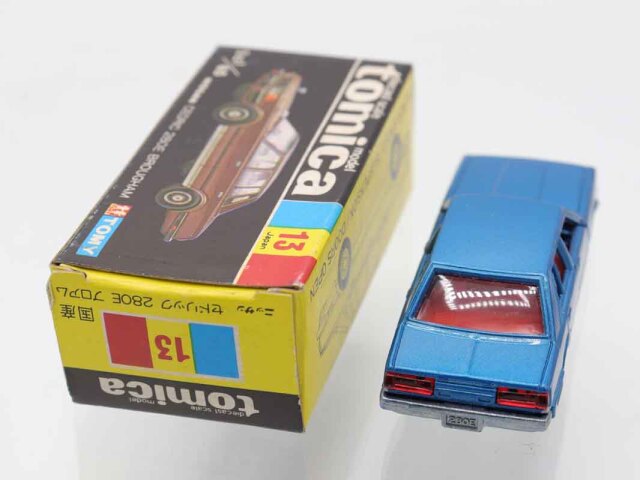 ミニカーショップ ケンボックス トミカ 黒箱☆13☆日産セドリック 280E