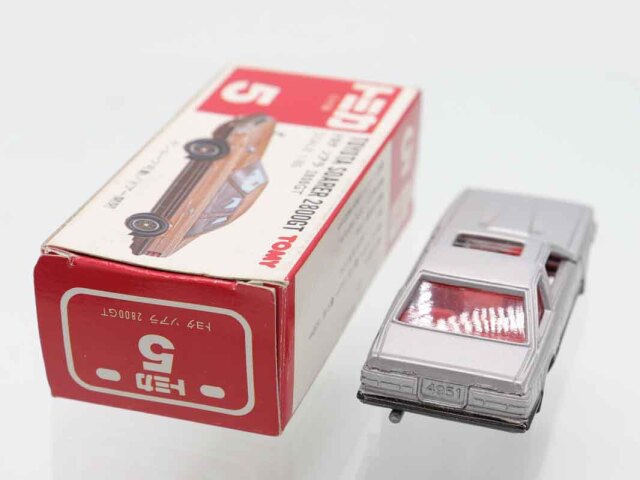 ミニカーショップ ケンボックス トミカ 赤箱(日本製)☆5☆トヨタソアラ