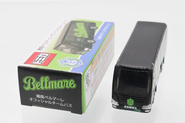 トミカ 湘南ベルマーレ・浦和レッズ・セレッソ大阪 エアロクイーン 3台