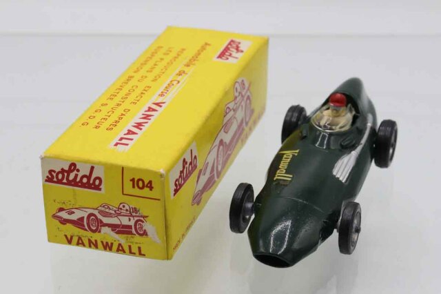 ミニカーショップ ケンボックス solido☆104☆VANWALL F1 #1