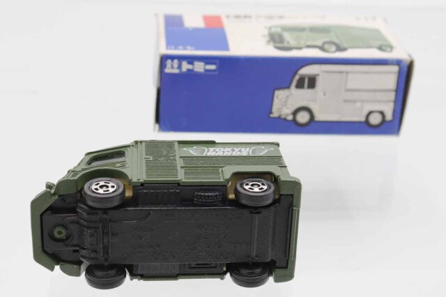 トミカ 青箱ミニカー Ｆ1セット 楽天市場】青箱 トミカ F17 シトロエン H トラック : 中村模型店