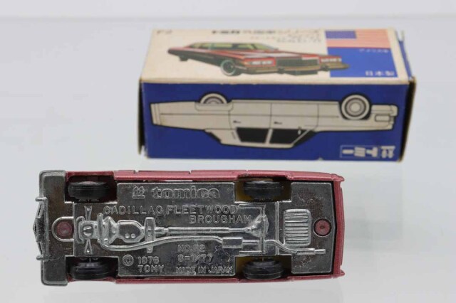 TOMICA　トミカ　キャデラックス　フリートウッド　箱付き Yahoo!オークション -「フリートウッドブロアム」(乗用車