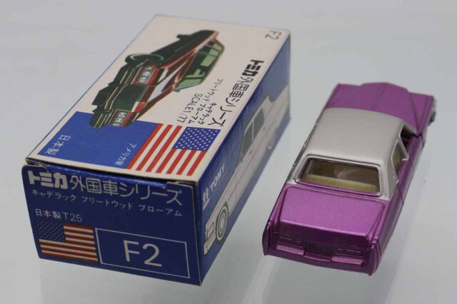 ミニカーショップ ケンボックス トミカ 青箱☆F2☆キャデラック