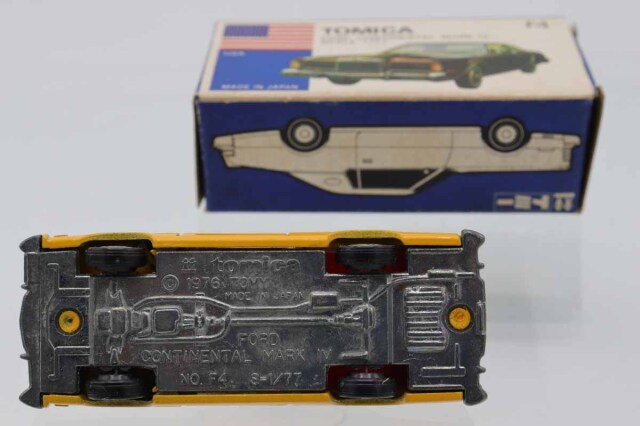 ミニカーショップ ケンボックス トミカ 青箱☆F4☆フォード
