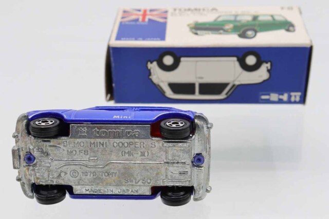 ミニカーショップ ケンボックス トミカ 青箱☆F8☆BLMCミニ