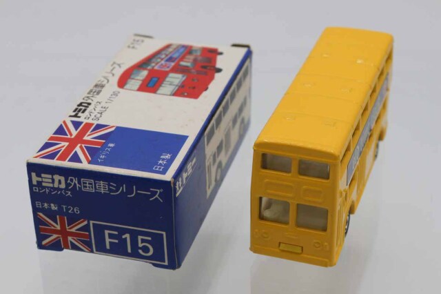 トミカ　青箱