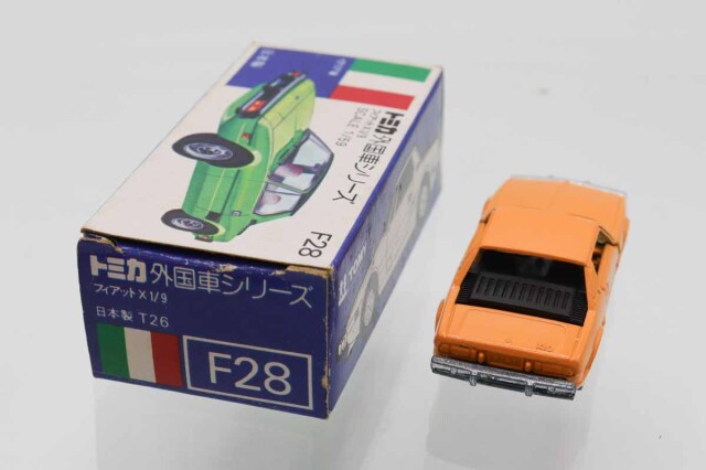 トミカ　青箱　No.F28 フィアットX1/9　イエロー　日本製 トミカ 青箱 No.F28 フィアットX1/9 イエロー 日本製 - メルカリ
