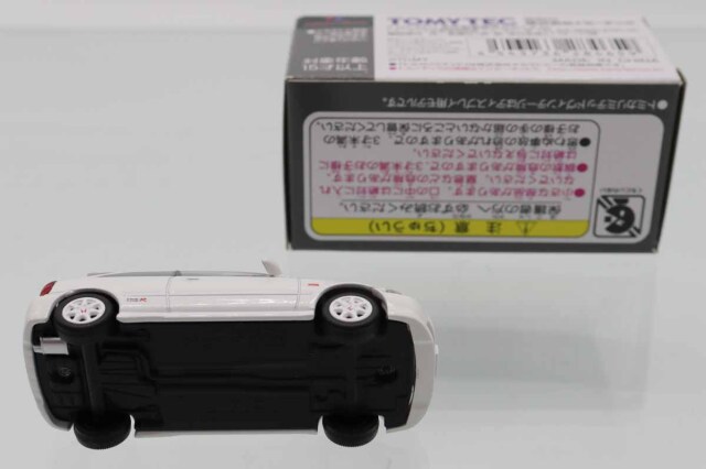 トミカ　TLV　ネオ