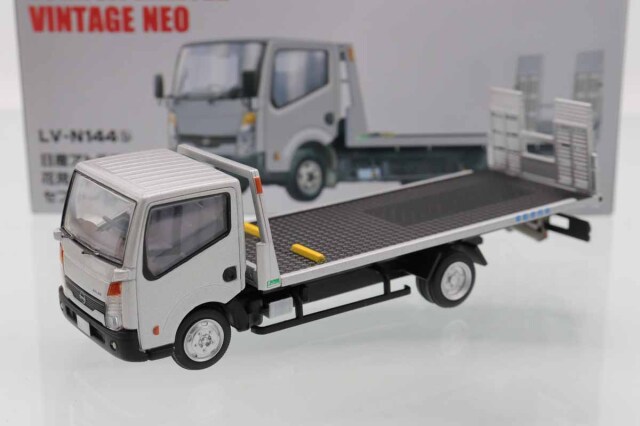 トミカ　TLV　ネオ