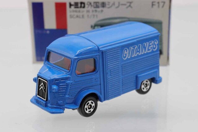 トミカ　青箱