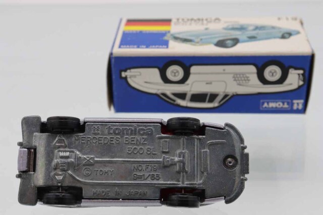 【日本製】　トミカ　メルセデス　ベンツ　300SL　青箱 Amazon | トミカ 青箱 F19 メルセデスベンツ 300SL 日本製 外国