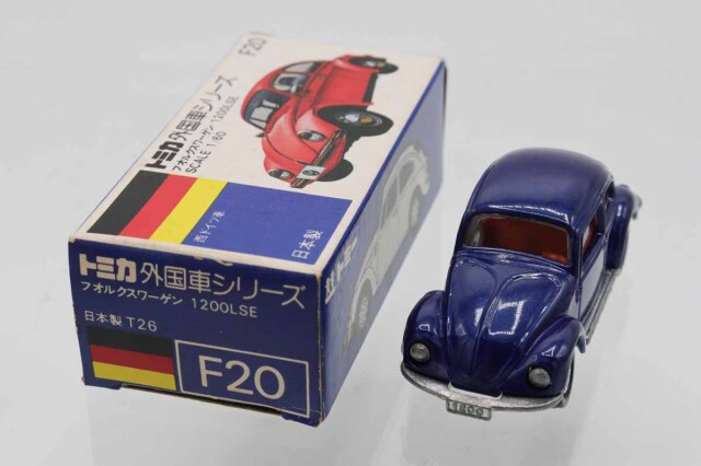 トミカ　青箱