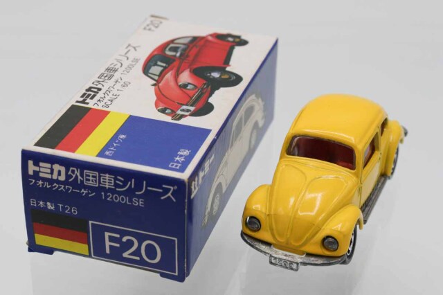 トミカ　青箱