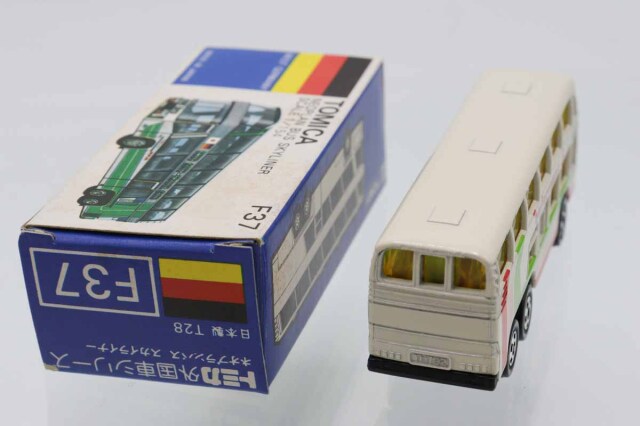 トミカ　青箱