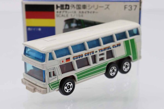 トミカ　青箱