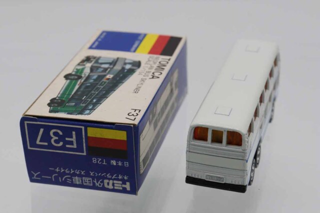 トミカ　青箱
