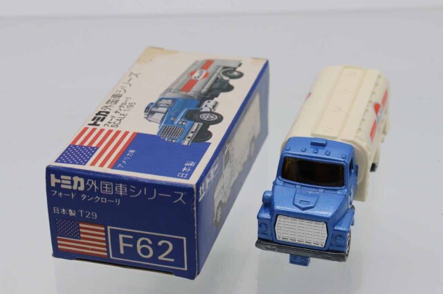 トミカ 激レア 青箱 フォード タンクローリ ミニカー大百科未