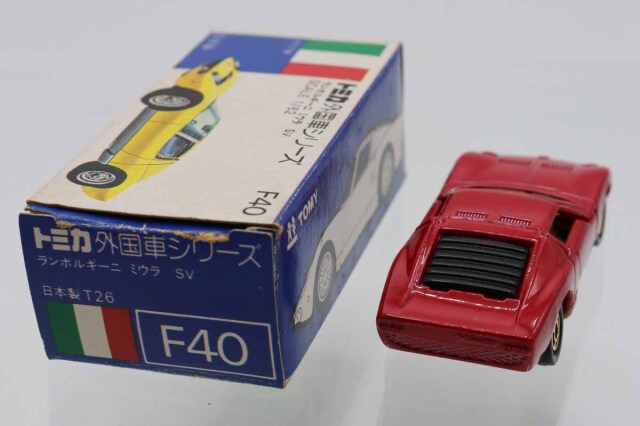 ミニカーショップ ケンボックス トミカ 青箱☆F40