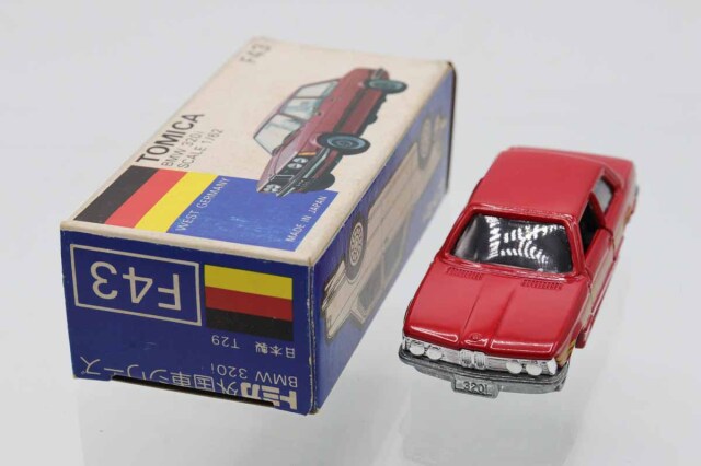 トミカ　青箱　外国車シリーズ　F43 BMW320i ミニカーショップ ケンボックス トミカ 青箱☆F43☆BMW320i