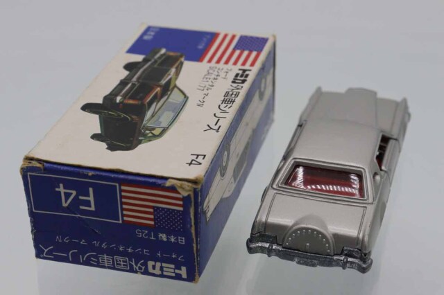 【青箱】トミカ外国車シリーズ　F4 フォード コンチネンタル マークⅣ フォード・コンチネンタル・マークⅣ(青箱トミカ) - メルカリ