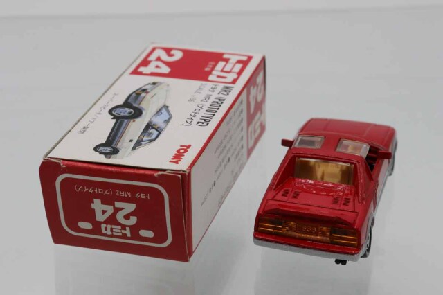 ミニカーショップ ケンボックス トミカ 赤箱(日本製)☆24