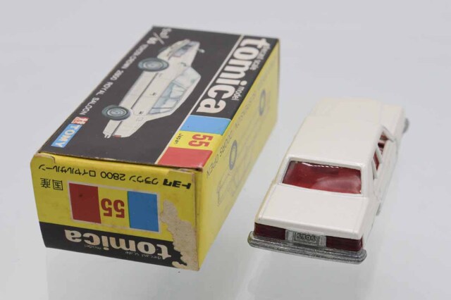 ミニカーショップ ケンボックス トミカ 黒箱☆55☆トヨタクラウン 2800