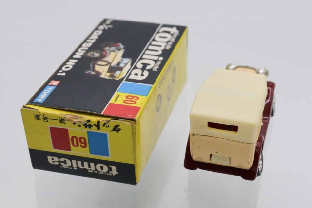 ミニカーショップ ケンボックス トミカ 黒箱☆60☆日産