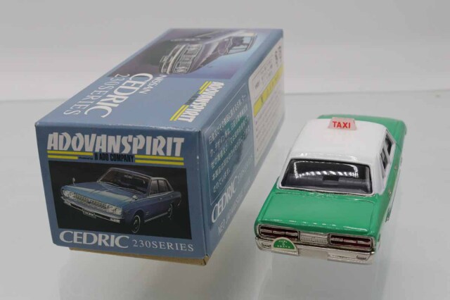 アンチモニー　コレクション　セドリック　タイプ　330 タクシー　1/43 アンチモニー コレクション セドリック 330 タイプ タクシー 1