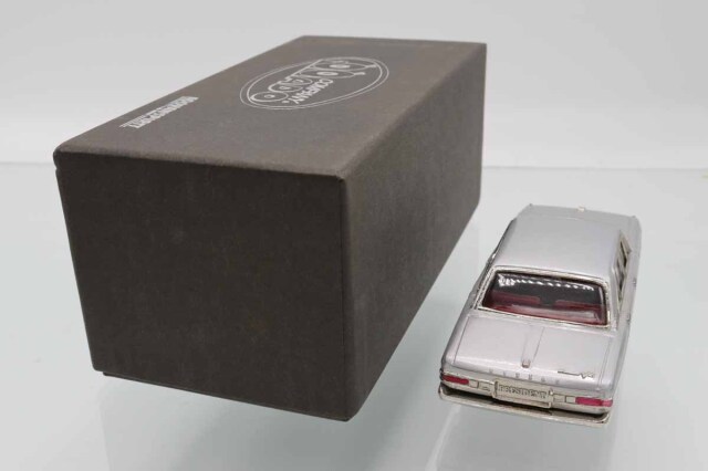 日産プレジデント【アイアイアド製】1/43 ミニカーショップ ケンボックス アンチモニー製日産プレジデント