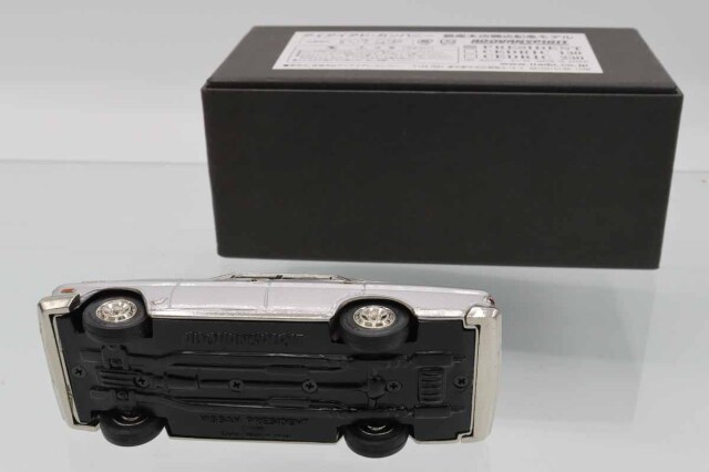日産プレジデント【アイアイアド製】1/43 ミニカーショップ ケンボックス アンチモニー製日産プレジデント