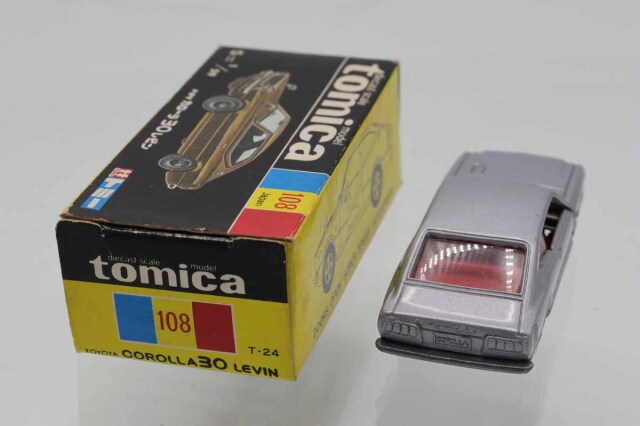 値下げ！トヨタ・カローラ30 レビン(黒箱トミカ) トミカ 108 トヨタ カローラ 30レビン 黒箱 TMC00529
