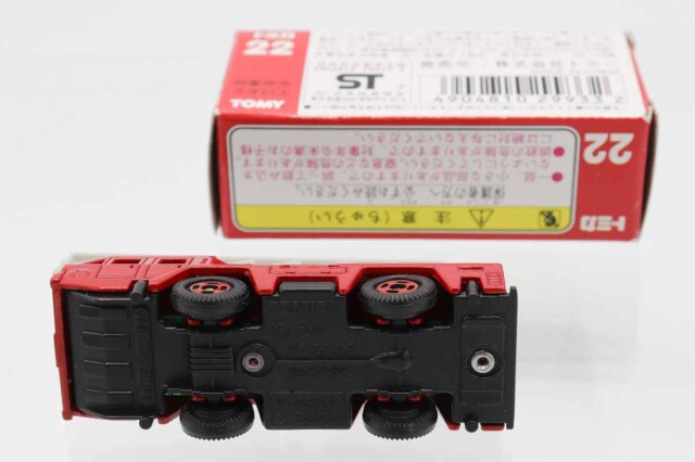 トミカ　赤箱