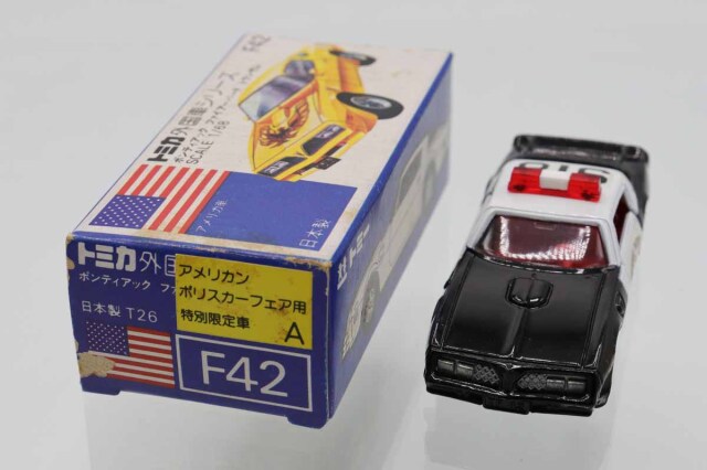 トミカ 青箱 ポンティアック ファイアーバード トランザム ポリスカー トミカ 青箱 ポンティアック ファイアーバード トランザム 日本