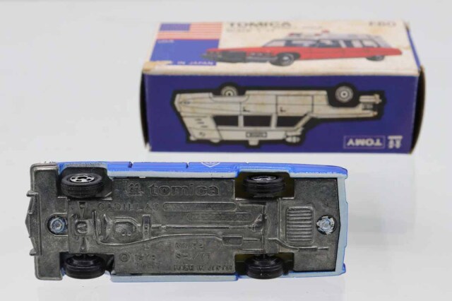 トミカ青箱日本製No.F60キャデラックポリスカー トミカ青箱日本製No.F60キャデラックポリスカー - メルカリ