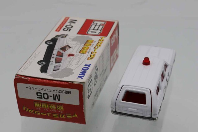 ミニカーショップ ケンボックス トミカミュージアム☆M-05☆日産