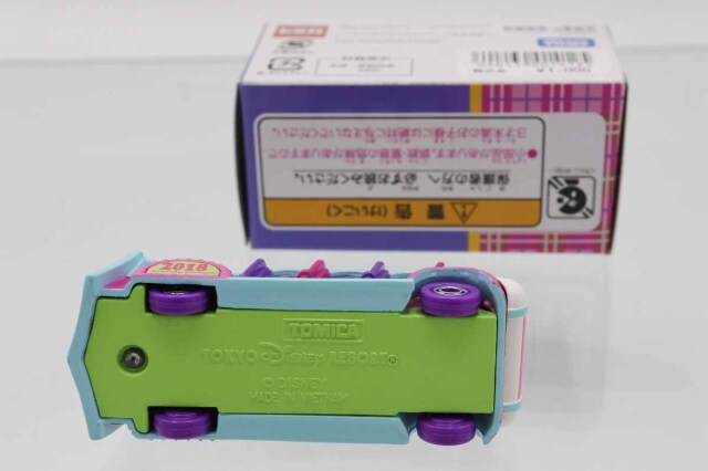 ディズニートミカ