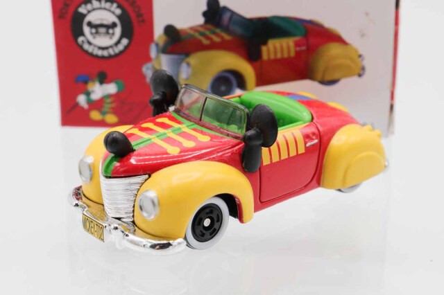 ディズニートミカ