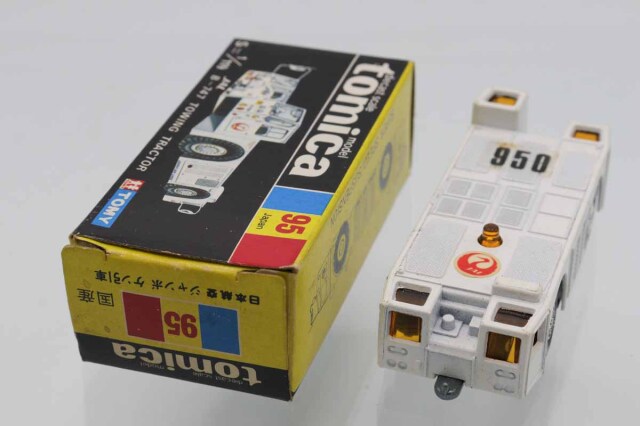 ミニカーショップ ケンボックス トミカ 黒箱☆95☆三菱日本航空