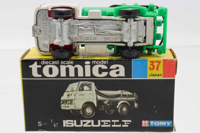 ミニカーショップ ケンボックス トミカ 黒箱☆37☆いすゞエルフ