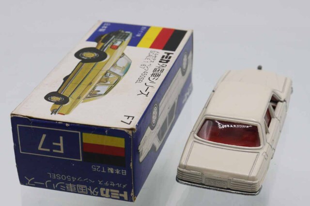 ミニカーショップ ケンボックス トミカ 青箱☆F7☆メルセデスベンツ